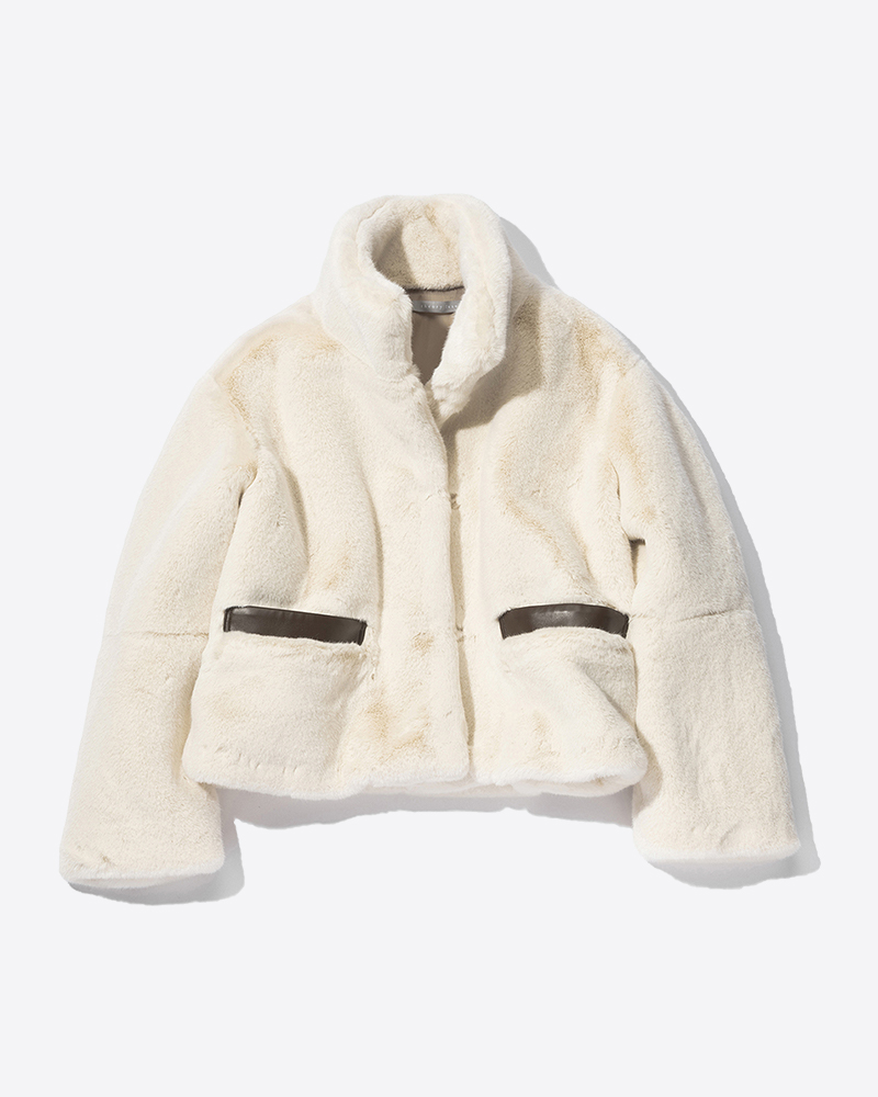 コート（theory luxe）