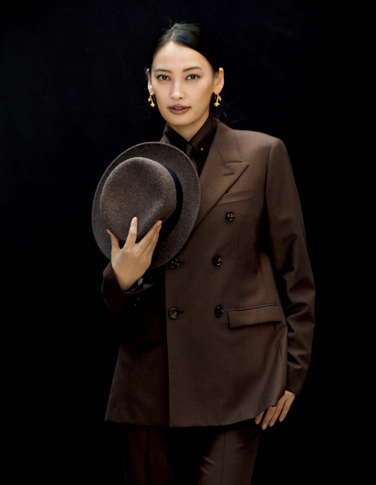 「ロロ・ピアーナ」スーツ_大政 絢さん