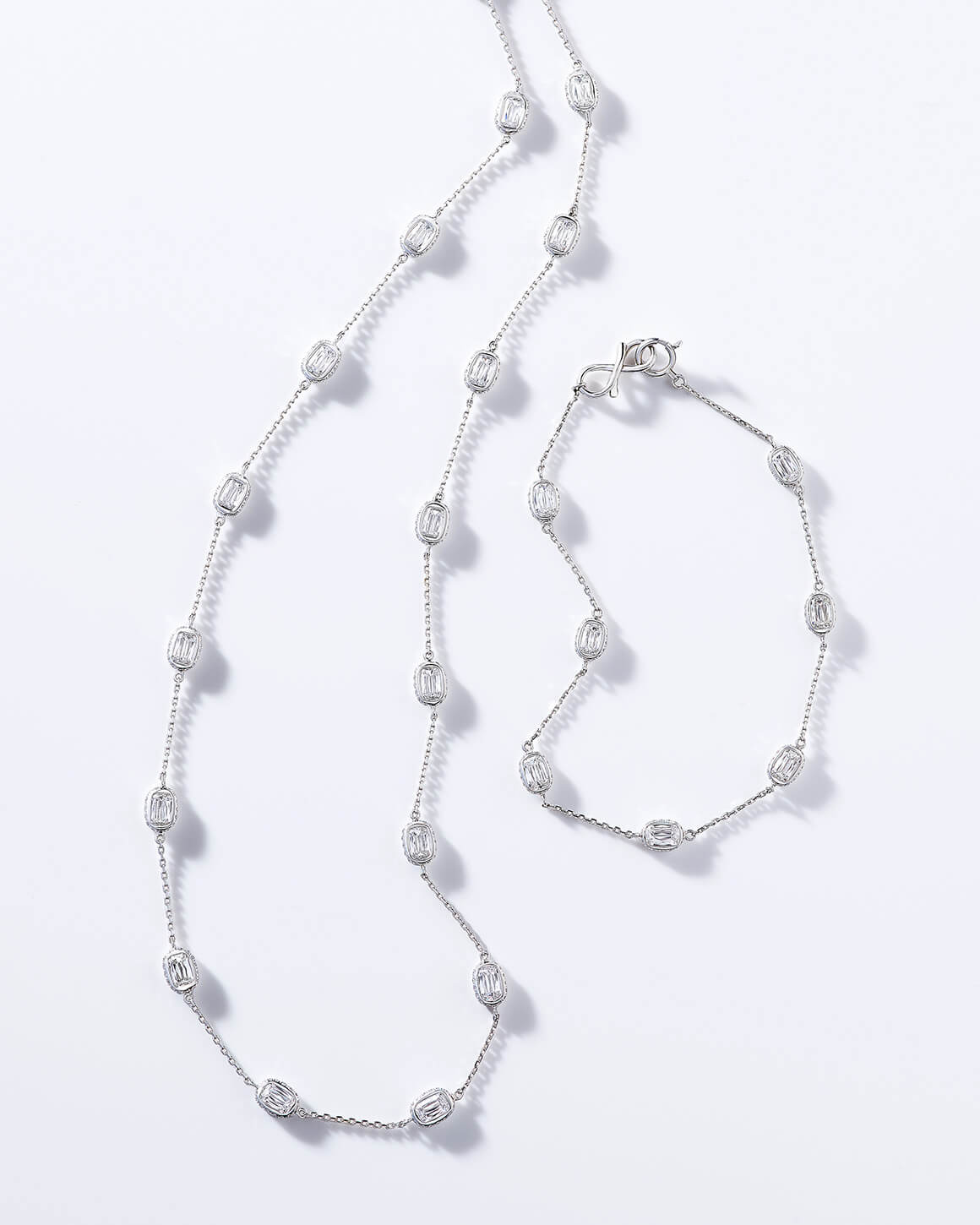 アショカ フレーム