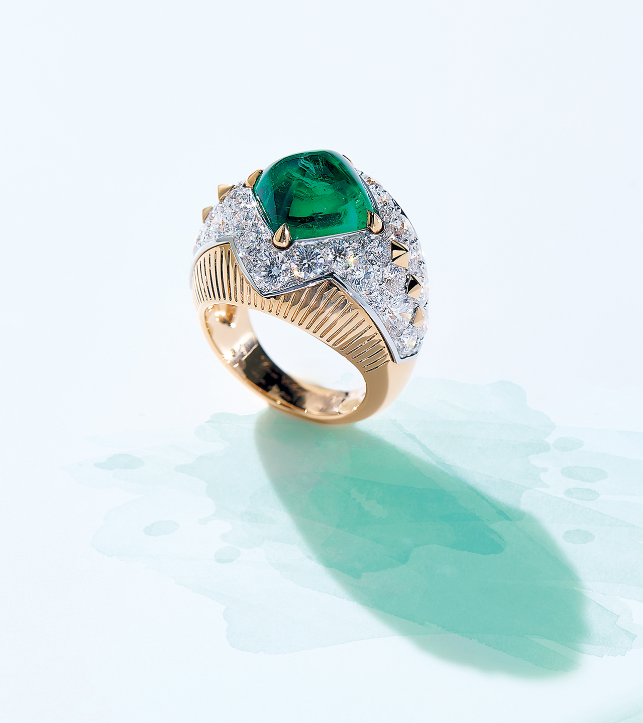 『クウポル デメロード リング』（ヴァン クリーフ＆アーペル）