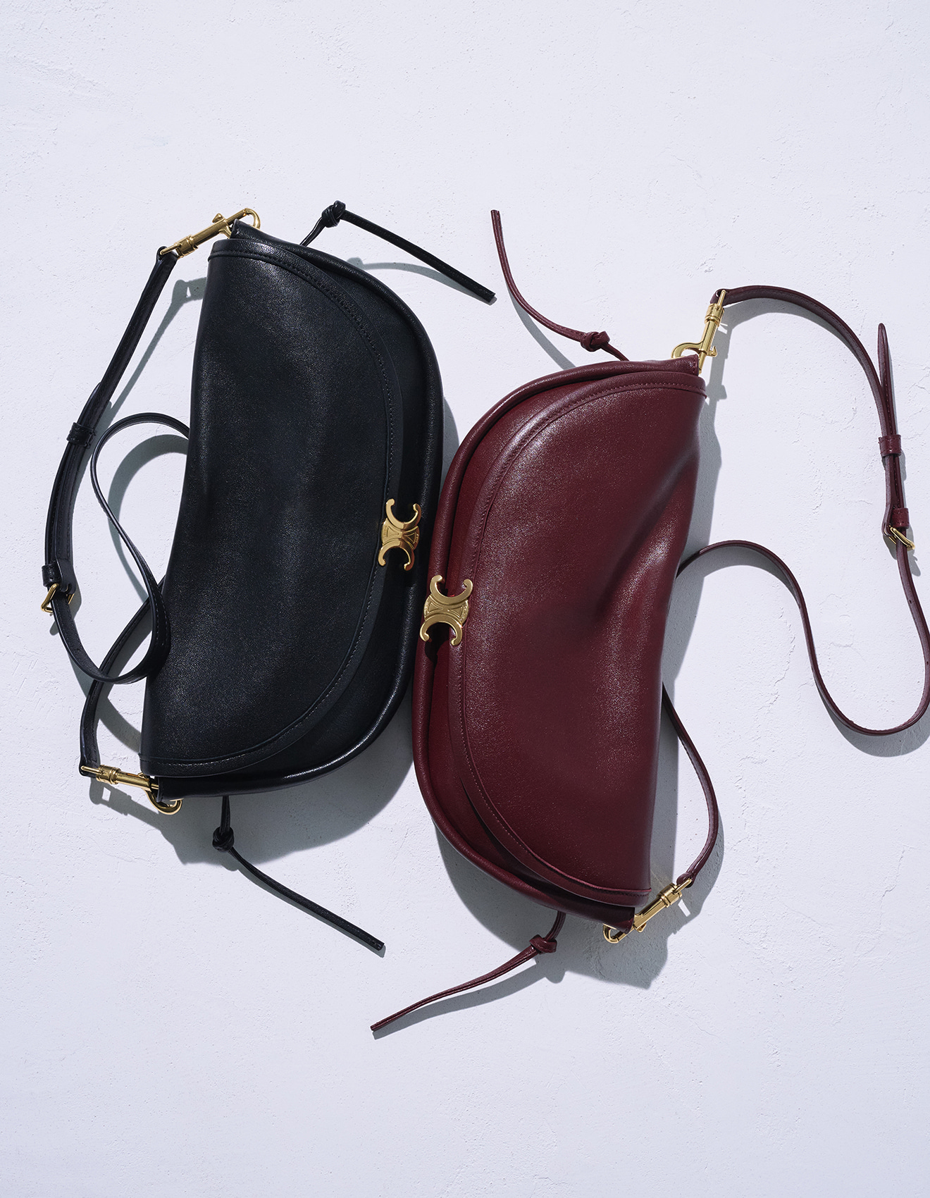 「セリーヌ」のバッグ『リトル ハーフムーン ソフト トリオンフ』