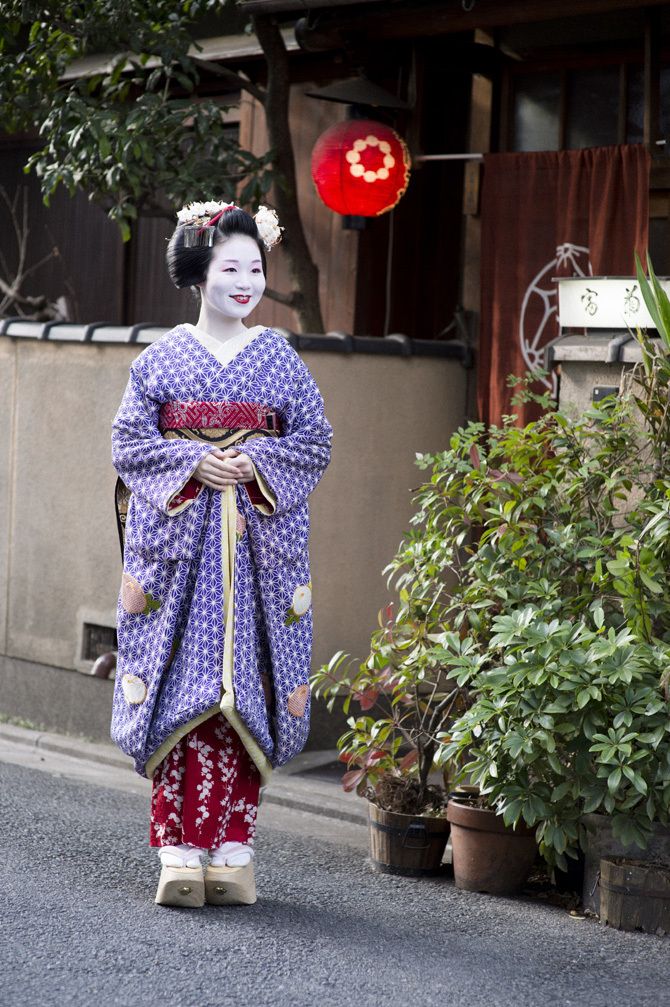 舞妓さんは実はまだ修業の身だと語ってくれた京都の舞妓・富津愈さん