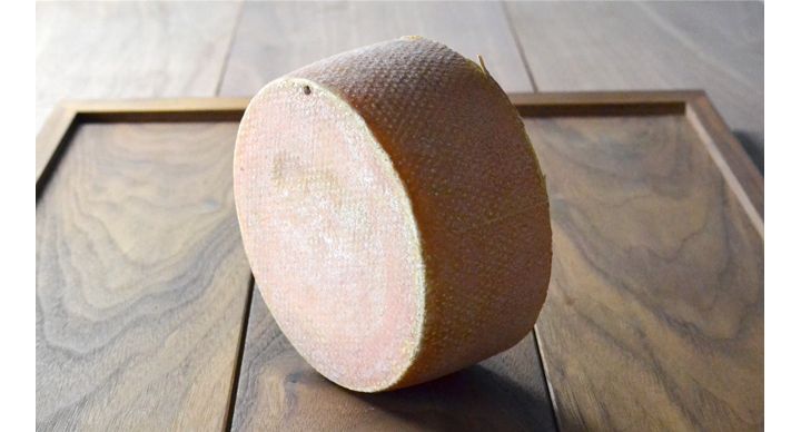 「テット・ド・モワンヌAOC ホール約850g」