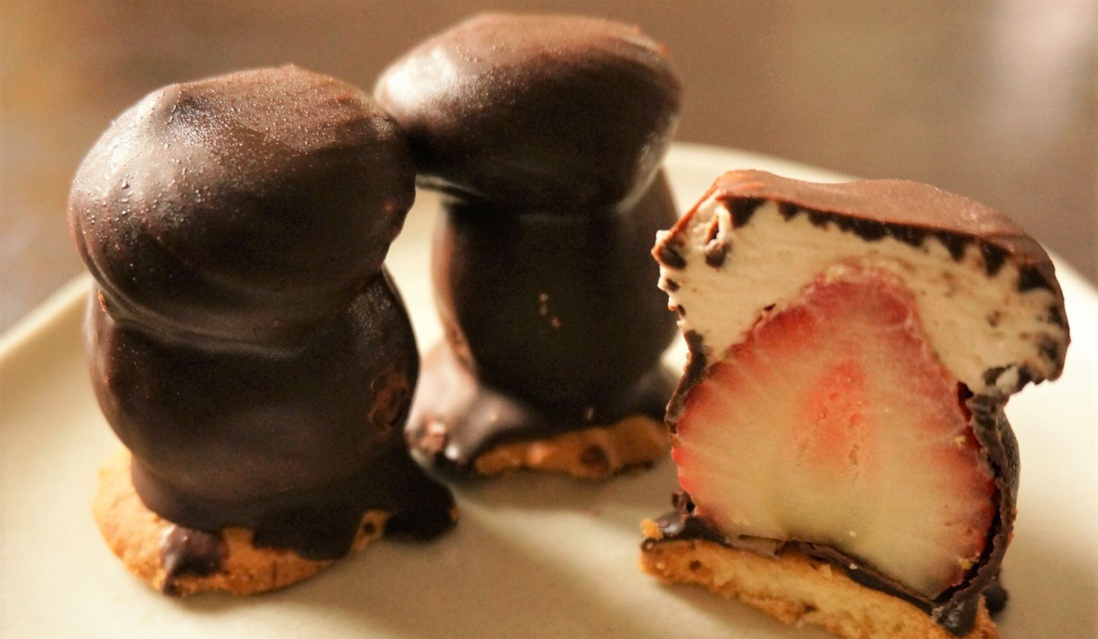 【2】オザワ洋菓子店の「いちごシャンデ」
