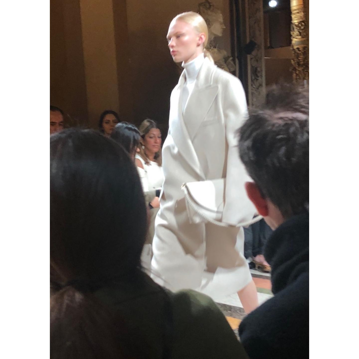 ファッションニュース_6,コレクション_6,パリ_6
