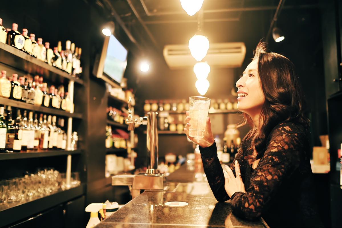 ハイボールやシャンパンなど、しゅわっとしたリカーがお好みのいわせさん