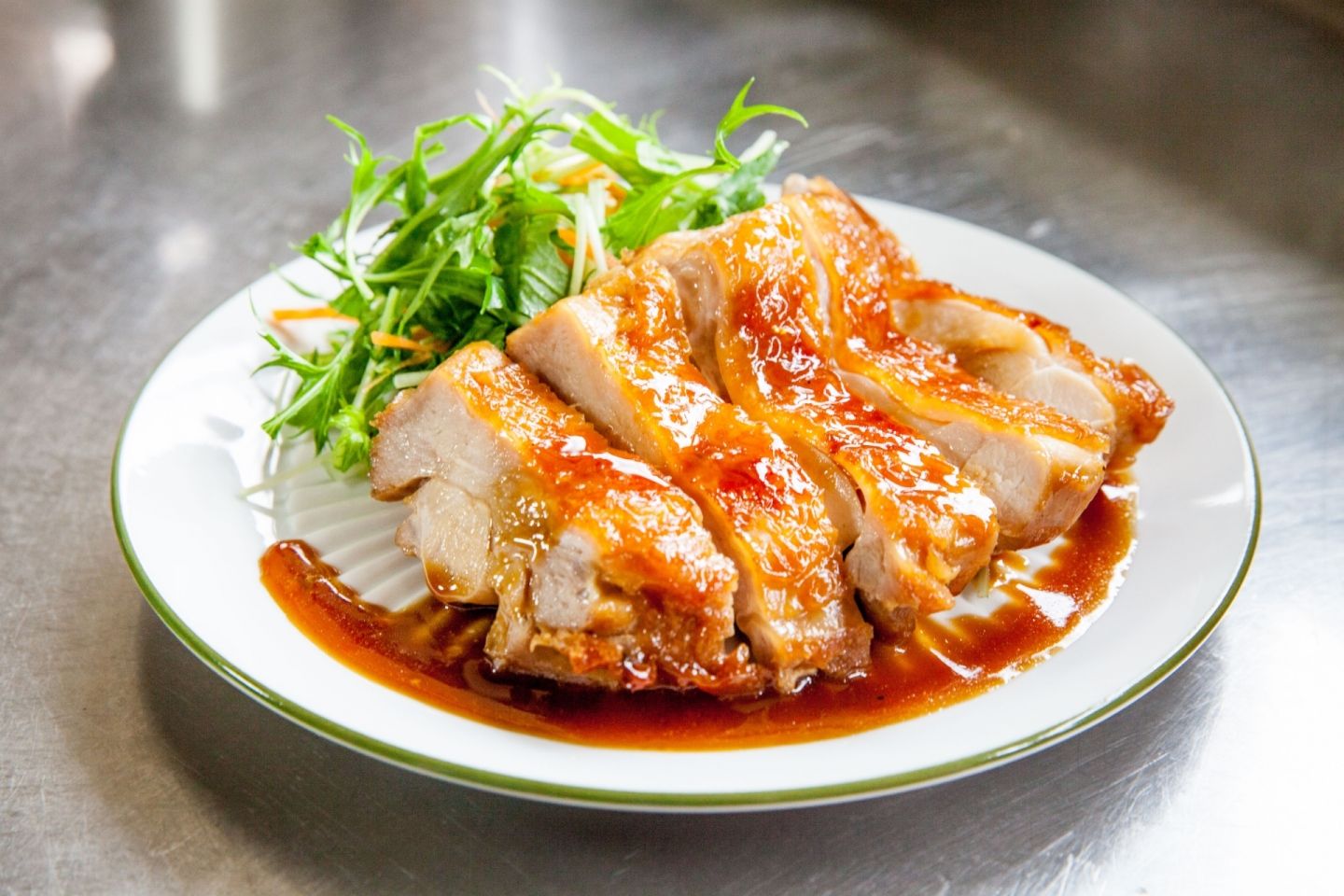 照り焼きチキンのイメージ