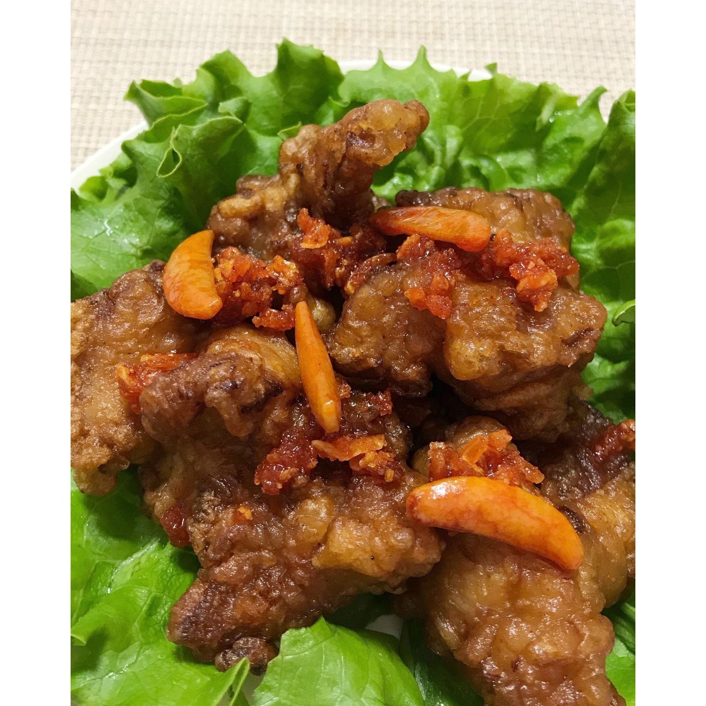 唐揚げにトッピングすれば辛味チキンに