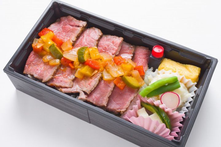 「自家製ローストビーフ重」¥1,500