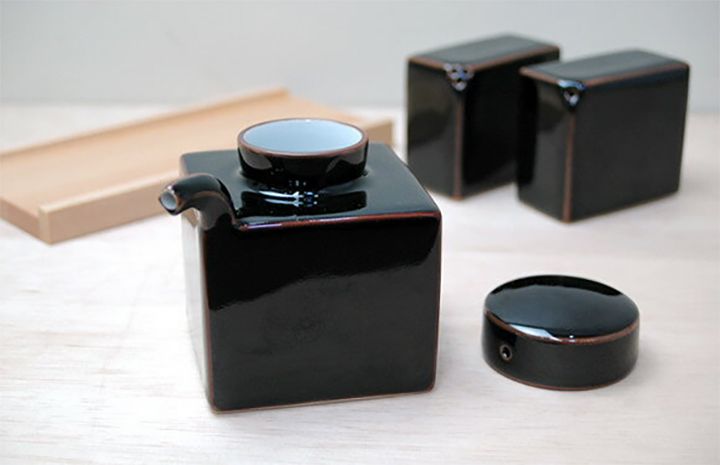 「白山陶器 調味料入れ」(クッチーナ)価格:¥5,990