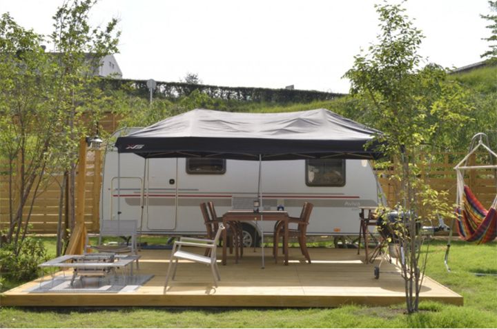 大自然での一日をくつろぎながら過ごすことができる「TRAILER HOUSE(トレーラーハウス)」