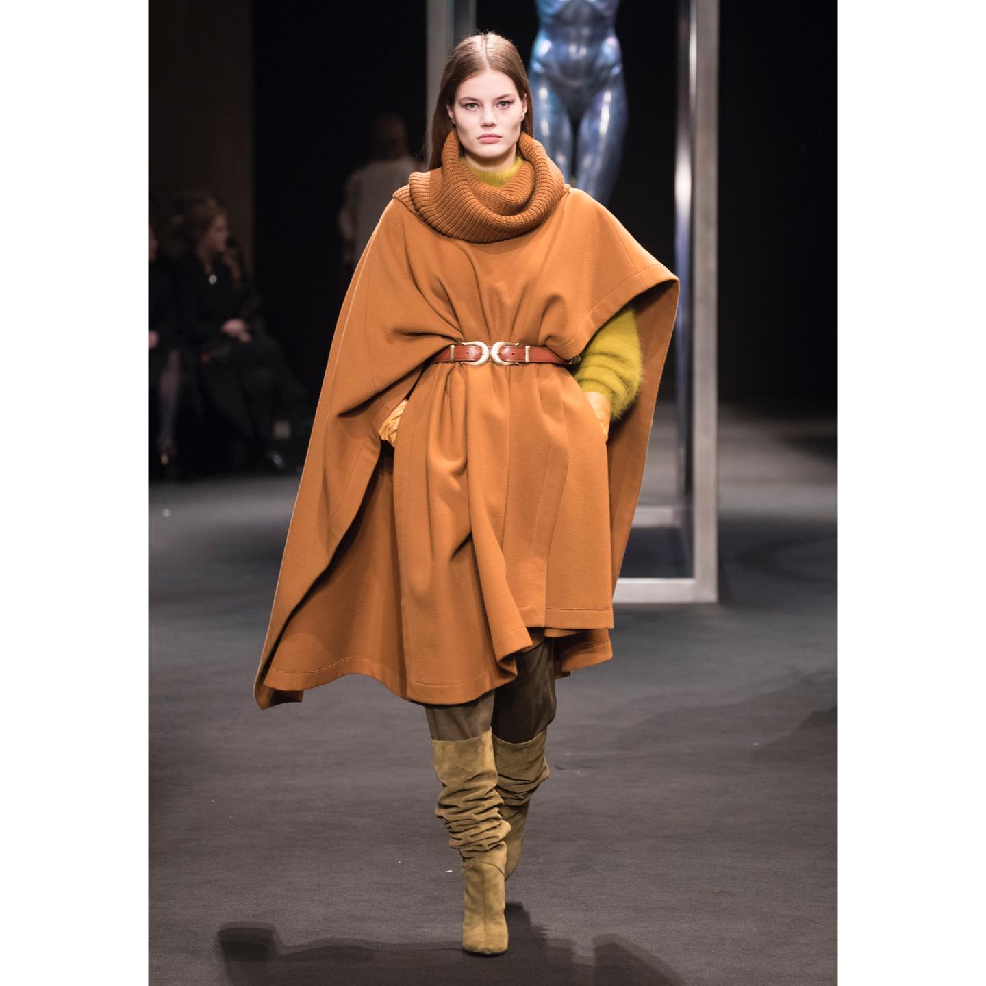 ALBERTA FERRETTI(アルベルタフェレッティ)のルック画像