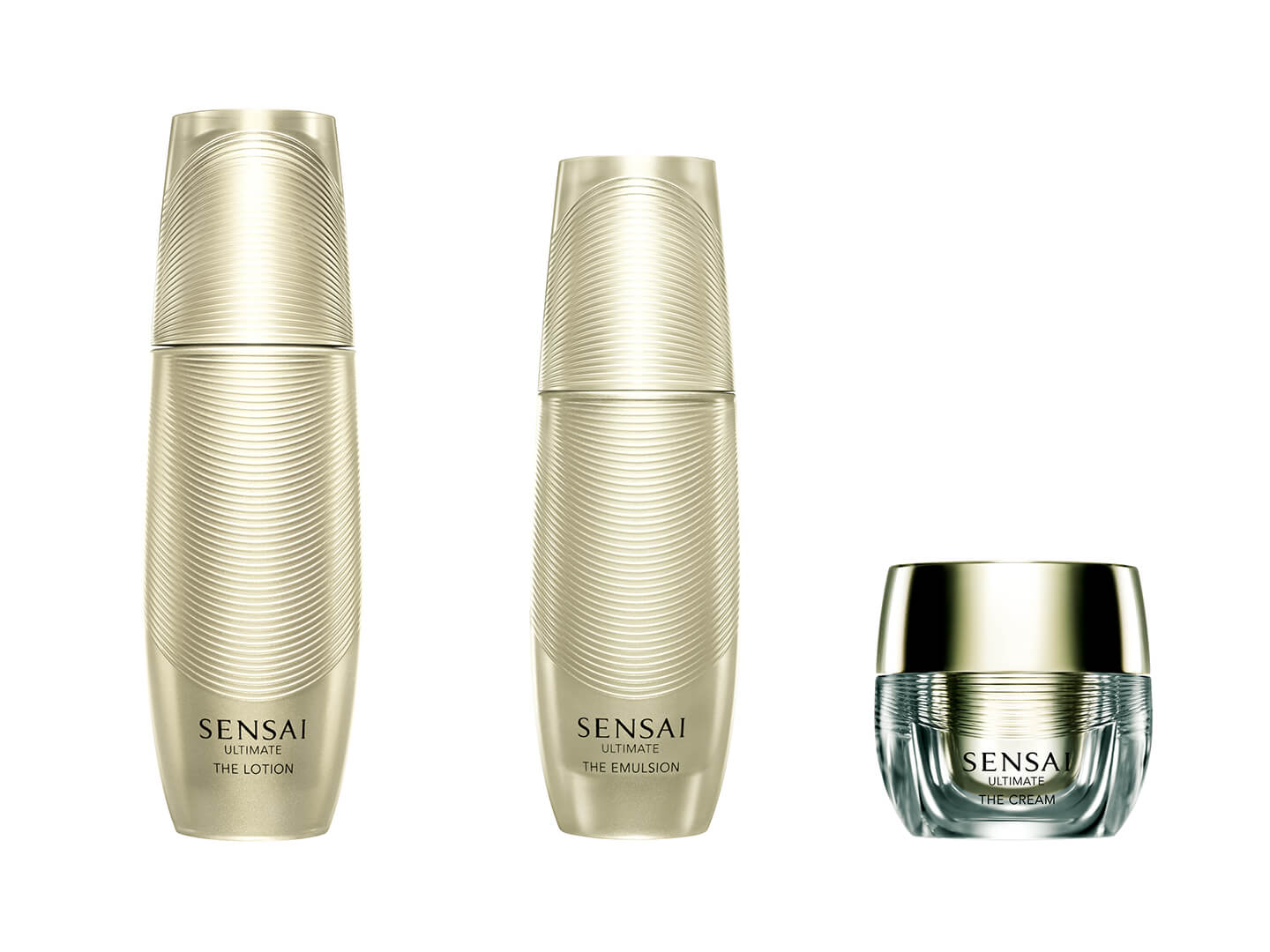 代表的な3品。左から/とろみのあるなめらかな感触。センサイ UTM ザ ローション s 125ml ¥26,000、クリーミーな感触ながらべたつかず、肌をふくよかに仕上げる。センサイ UTM ジ エマルジョン s 100ml ¥39,000、ひときわ輝くシルクスキンへと育む。センサイ UTM ザ クリーム s 30ml ¥58,500