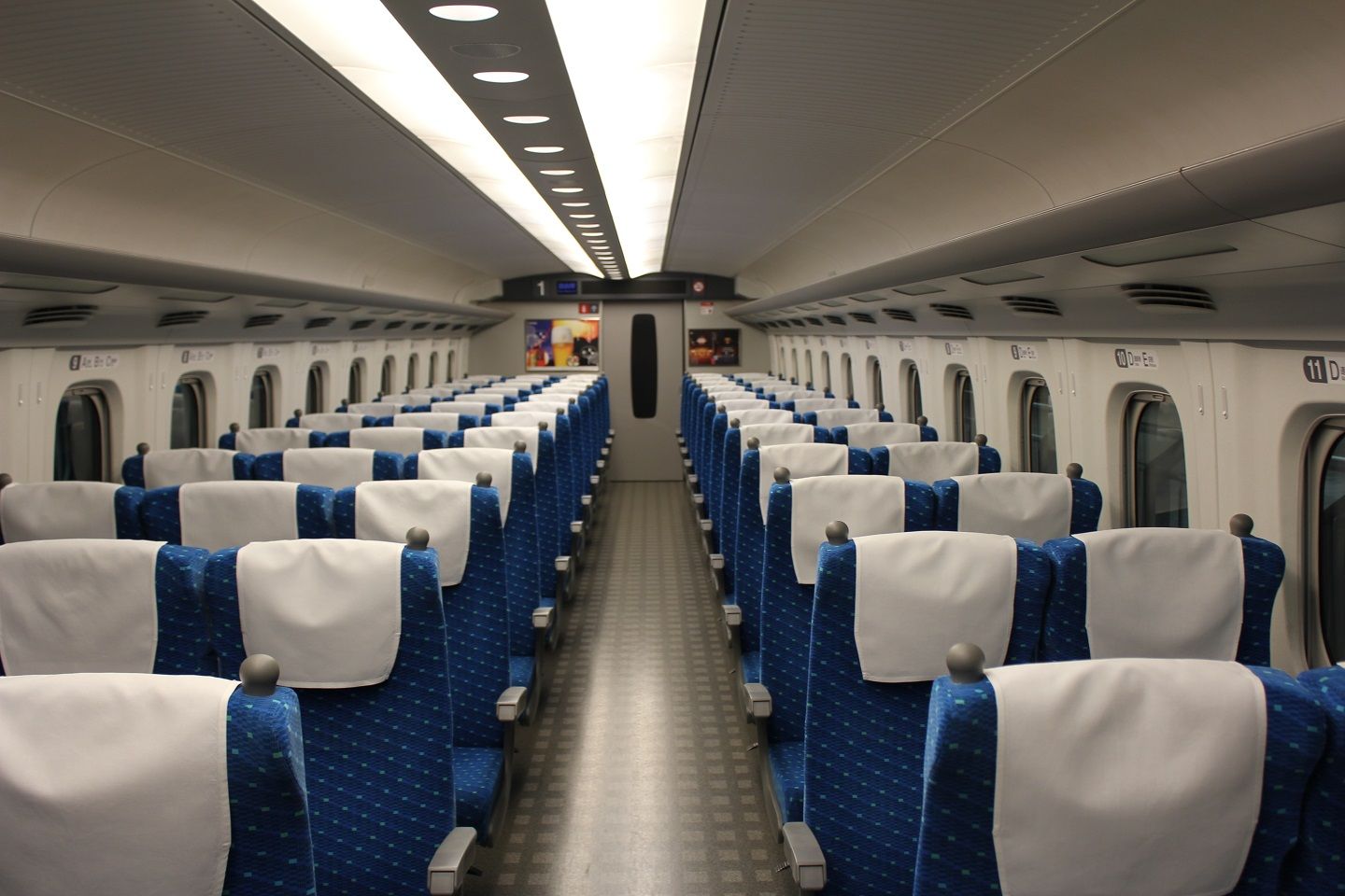 新幹線等の座席で気をつけるべきことは?