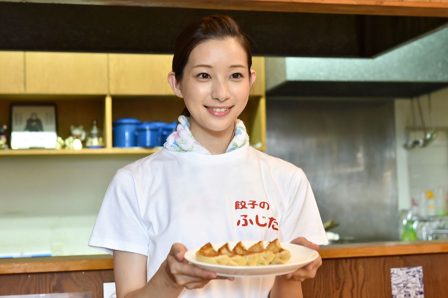 足立梨花さんが主演を務める『地方創生映画「キスできる餃子」』