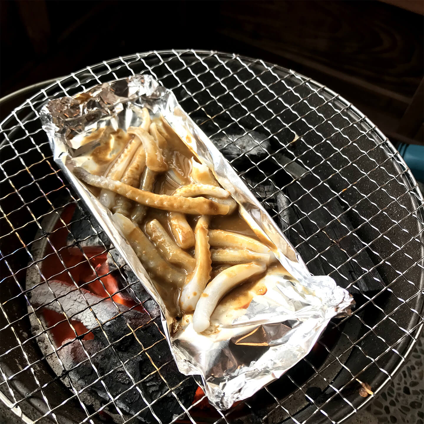 新鮮な肝を使ったイカの肝煮