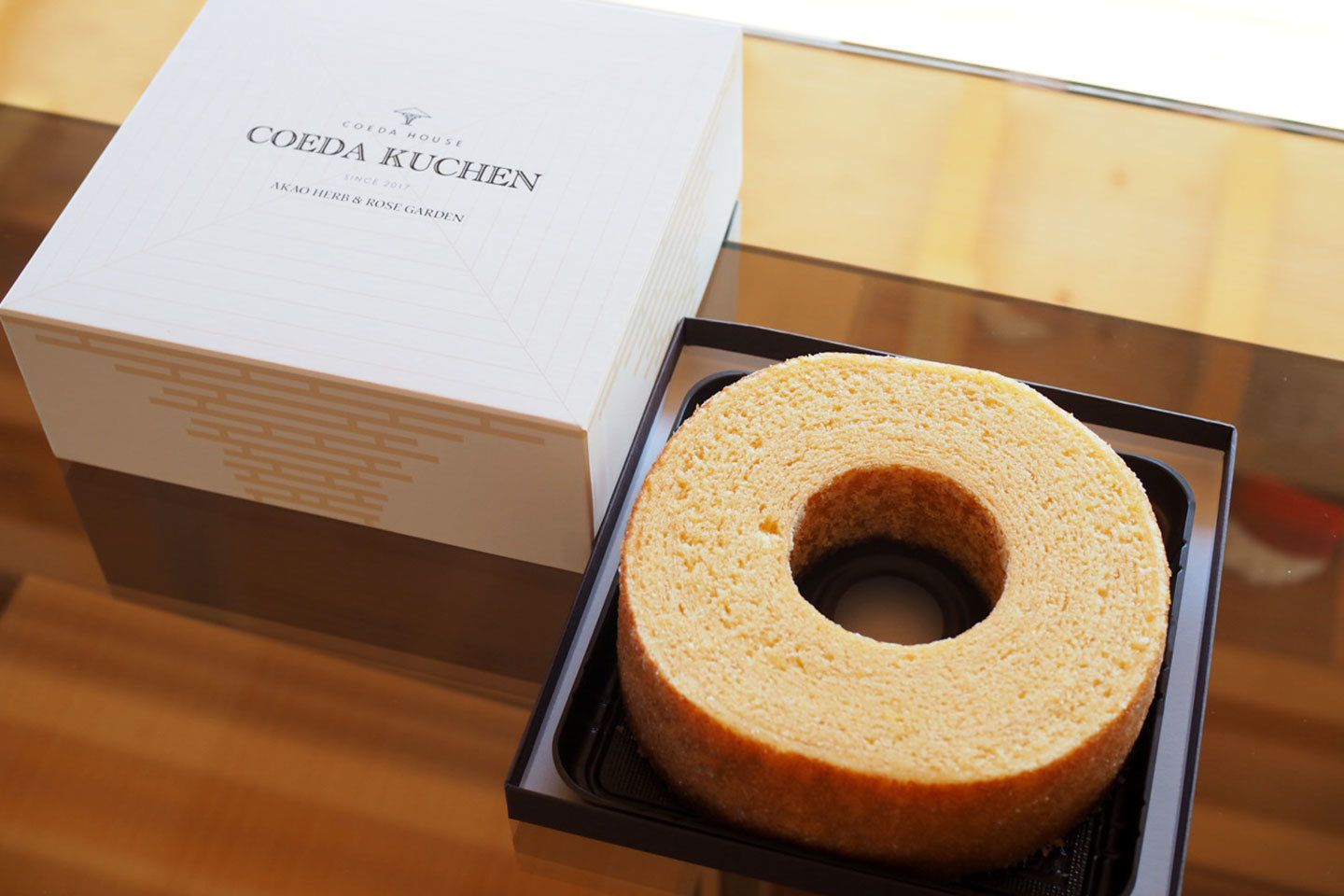 COEDA KUCHENはテイクアウト限定で、1箱¥1,900(税込)