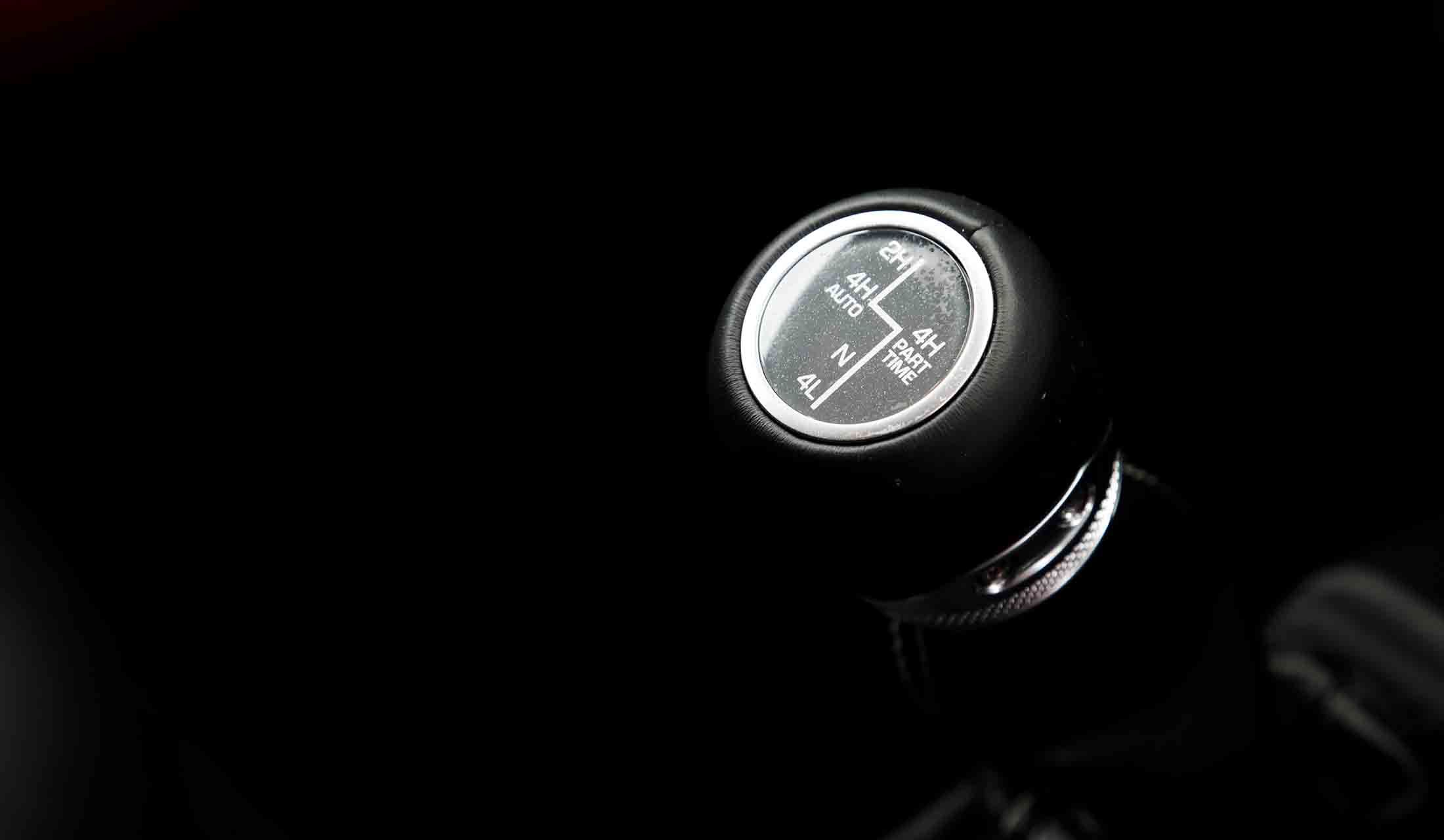 オートモードが付いても、クロスカントリー車に副変速機は欠かせない!