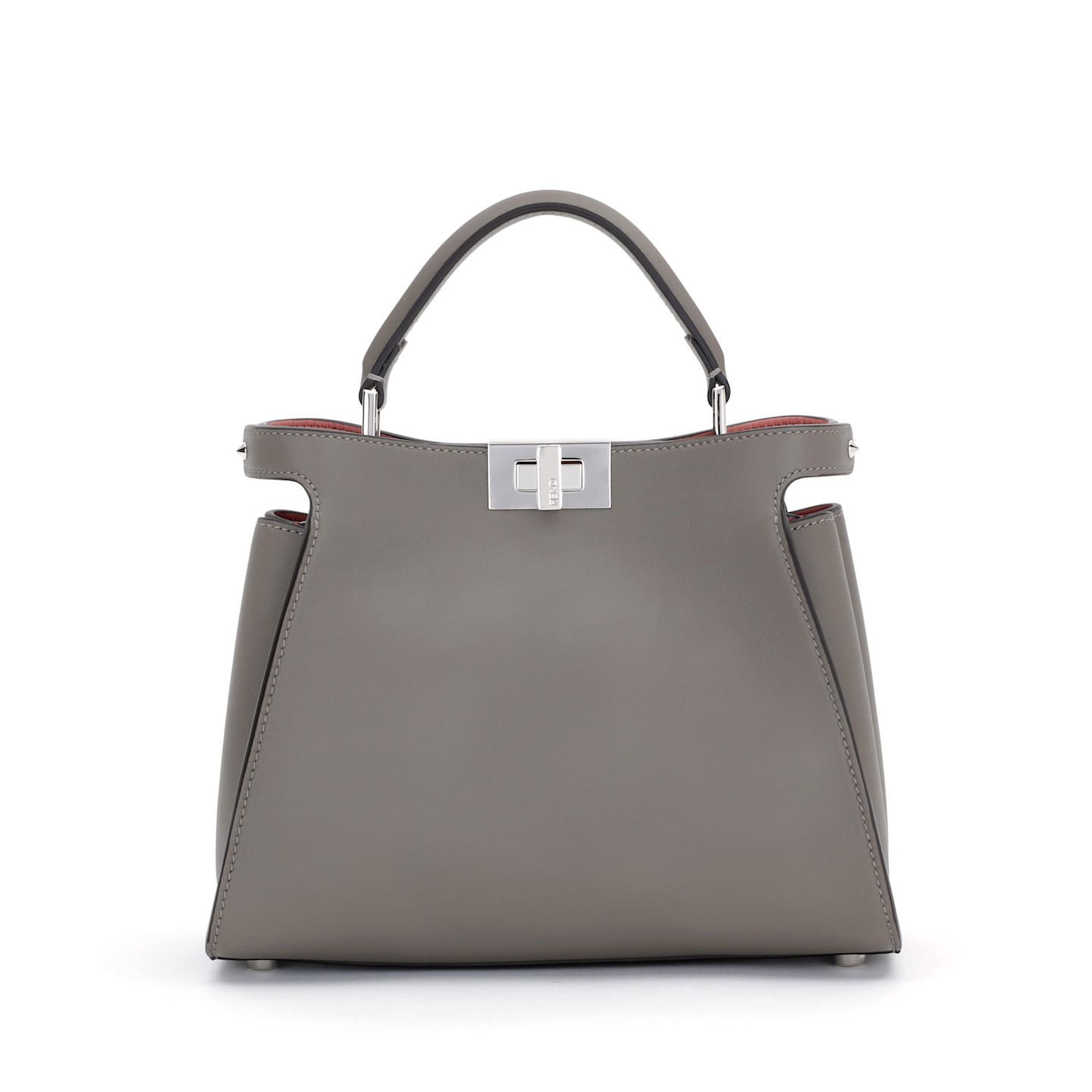 バッグ「ピーカブー エッセンシャリー」¥488,000(予定価格)【縦20×横27×マチ11cm】