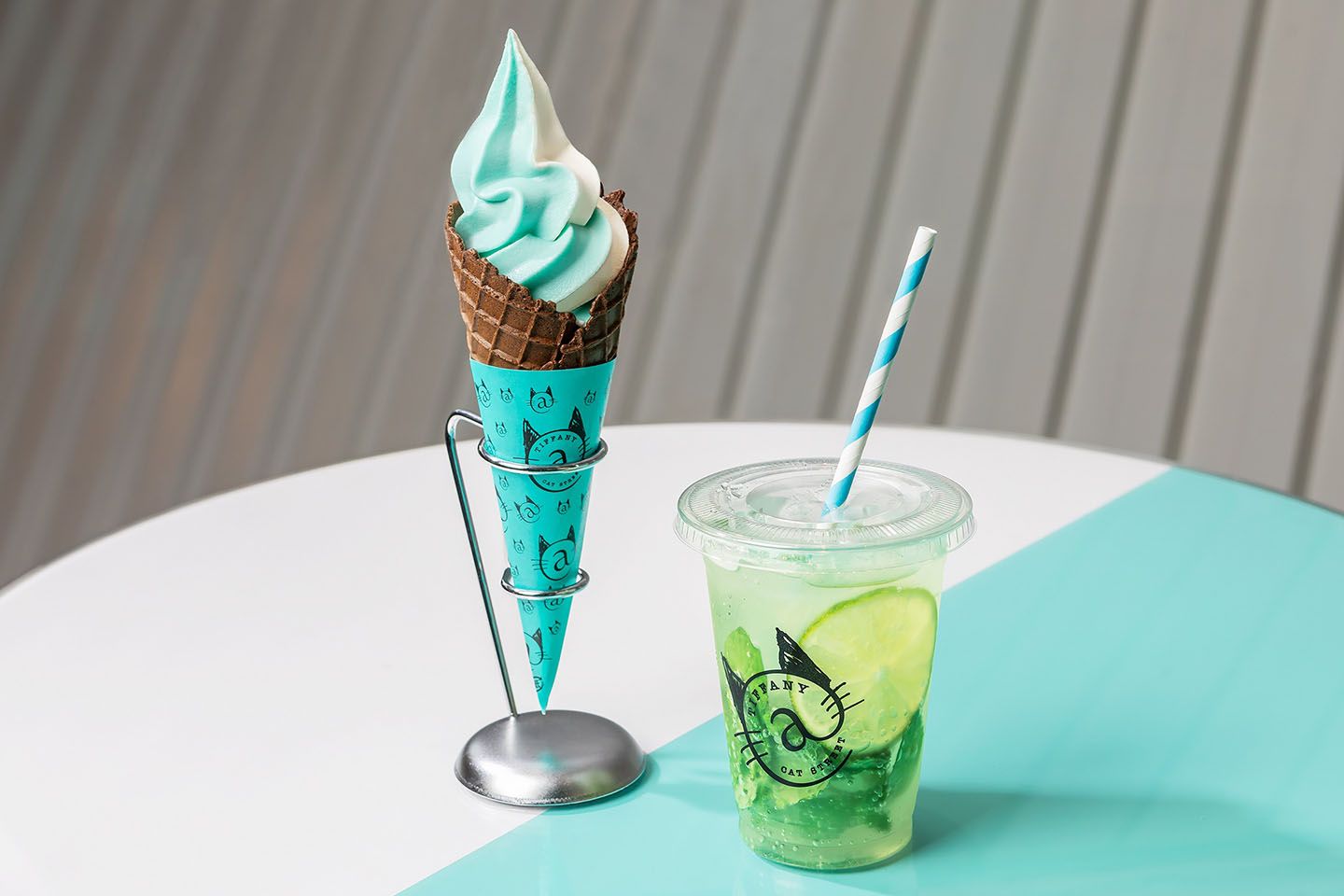 「ソフトクリーム」¥500、「ノンアルコールモヒート」¥610(税込)