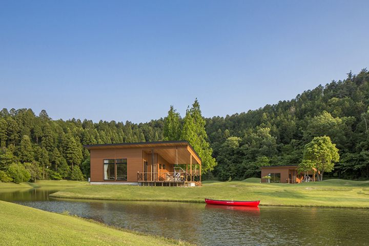「ウッドキャビン」では、雄大な伊吹山の風景を大パノラマで臨める