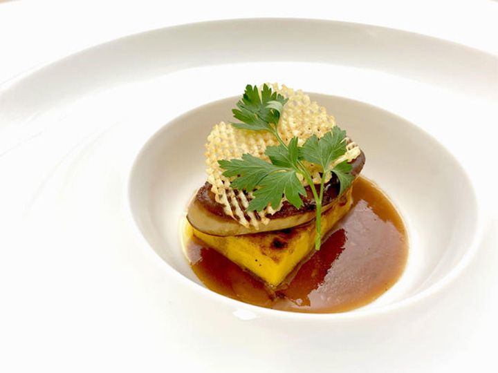 ~12月2日までの期間限定コース「Menu d’Automne秋の味覚特別コース(¥6,800)」も好評