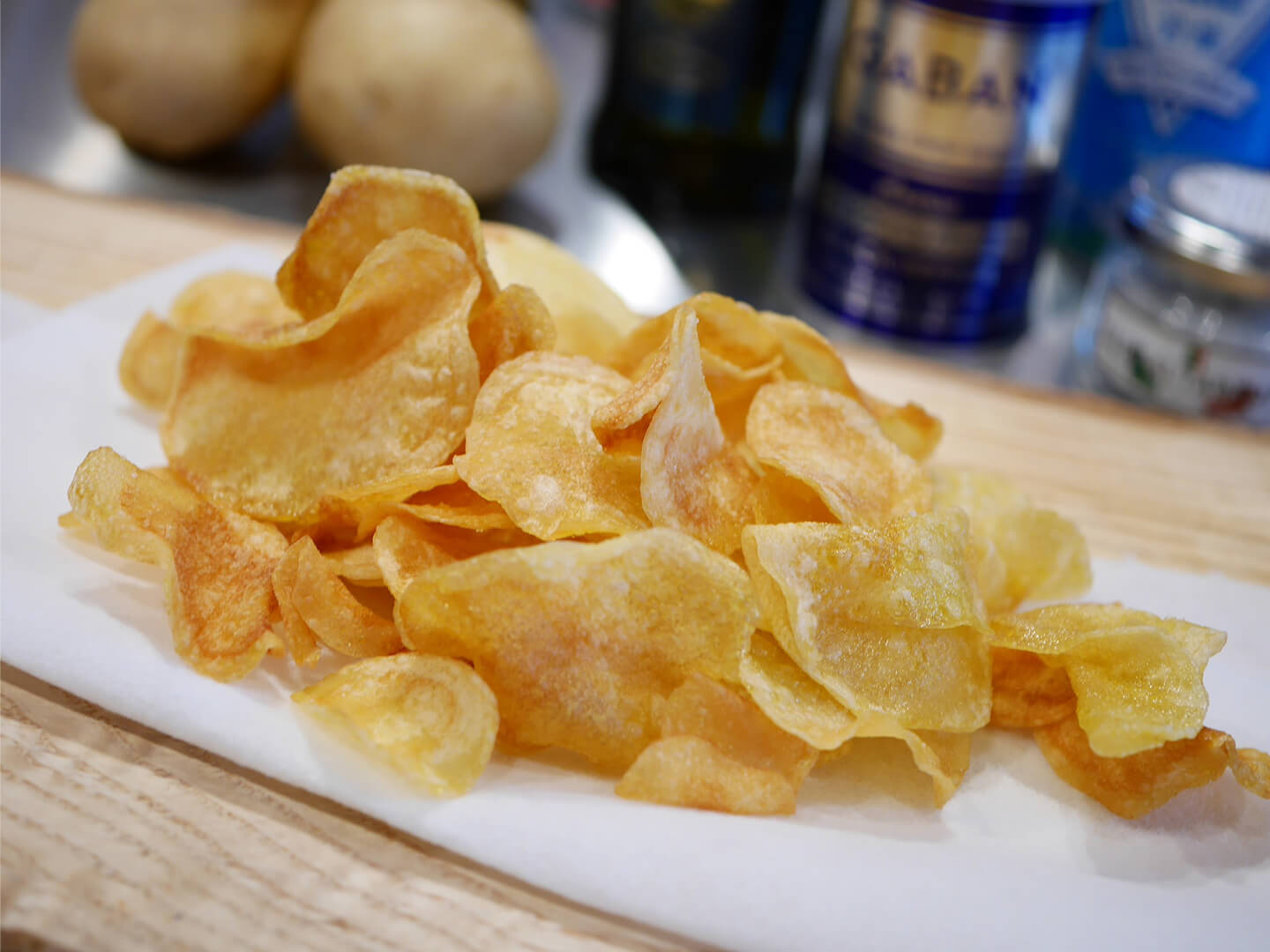 オリーブオイルで揚げたポテトチップス