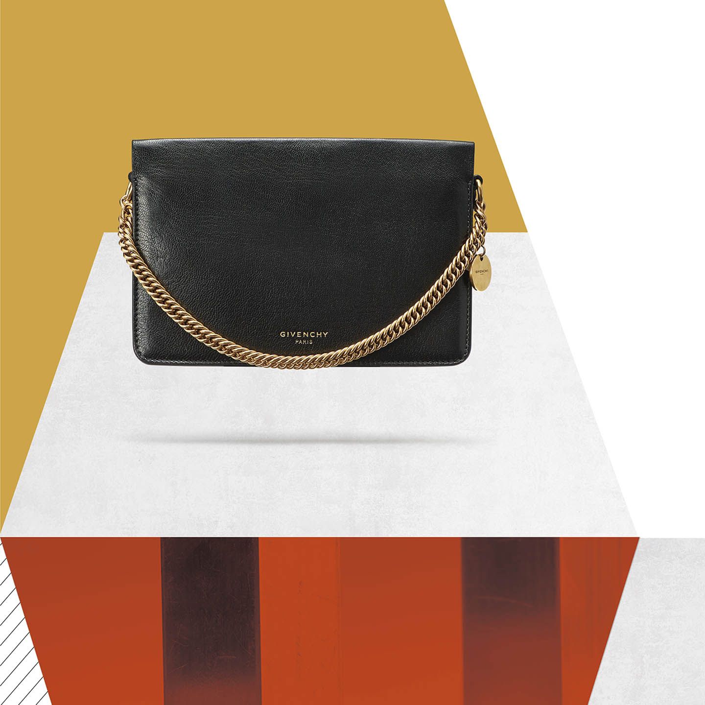 ショルダーバッグ「CROSS 3(クロス 3)」 ¥135,000【縦14×横22×マチ6cm、カラー:ブラック】
