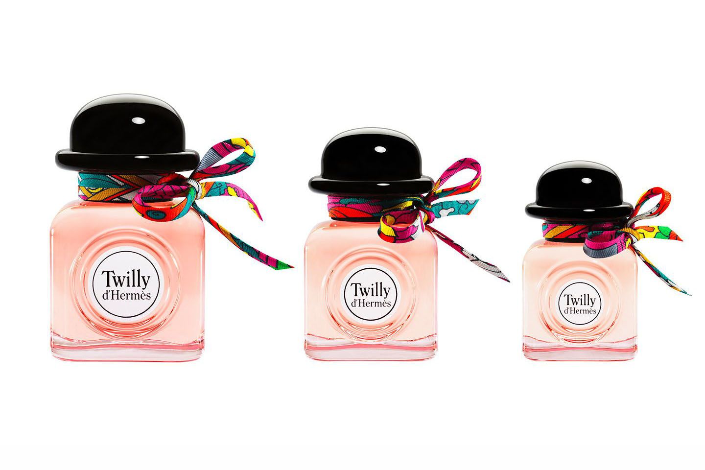 左から/『ツイリー ドゥ エルメス』オードパルファム ナチュラルスプレー 85ml ¥17,500・50ml ¥12,500・30ml ¥8,500 ©Hermès