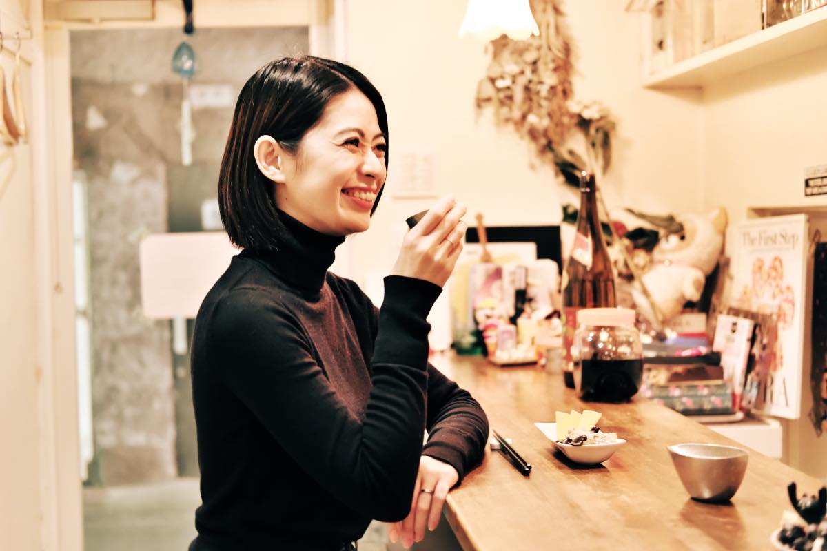 「絶対にまた遊びに来ます」と、『スナック のら』を気に入った牧野さん