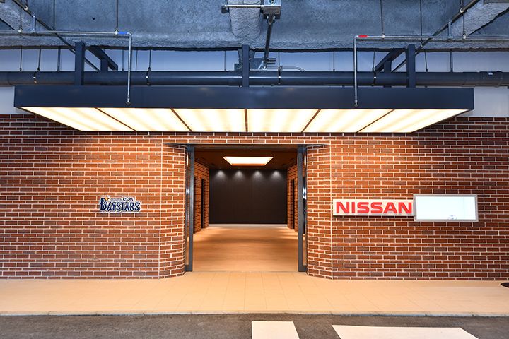 「NISSAN STAR SUITES」利用者限定の入場口「SUITES ENTRANCE(スイートエントランス)」