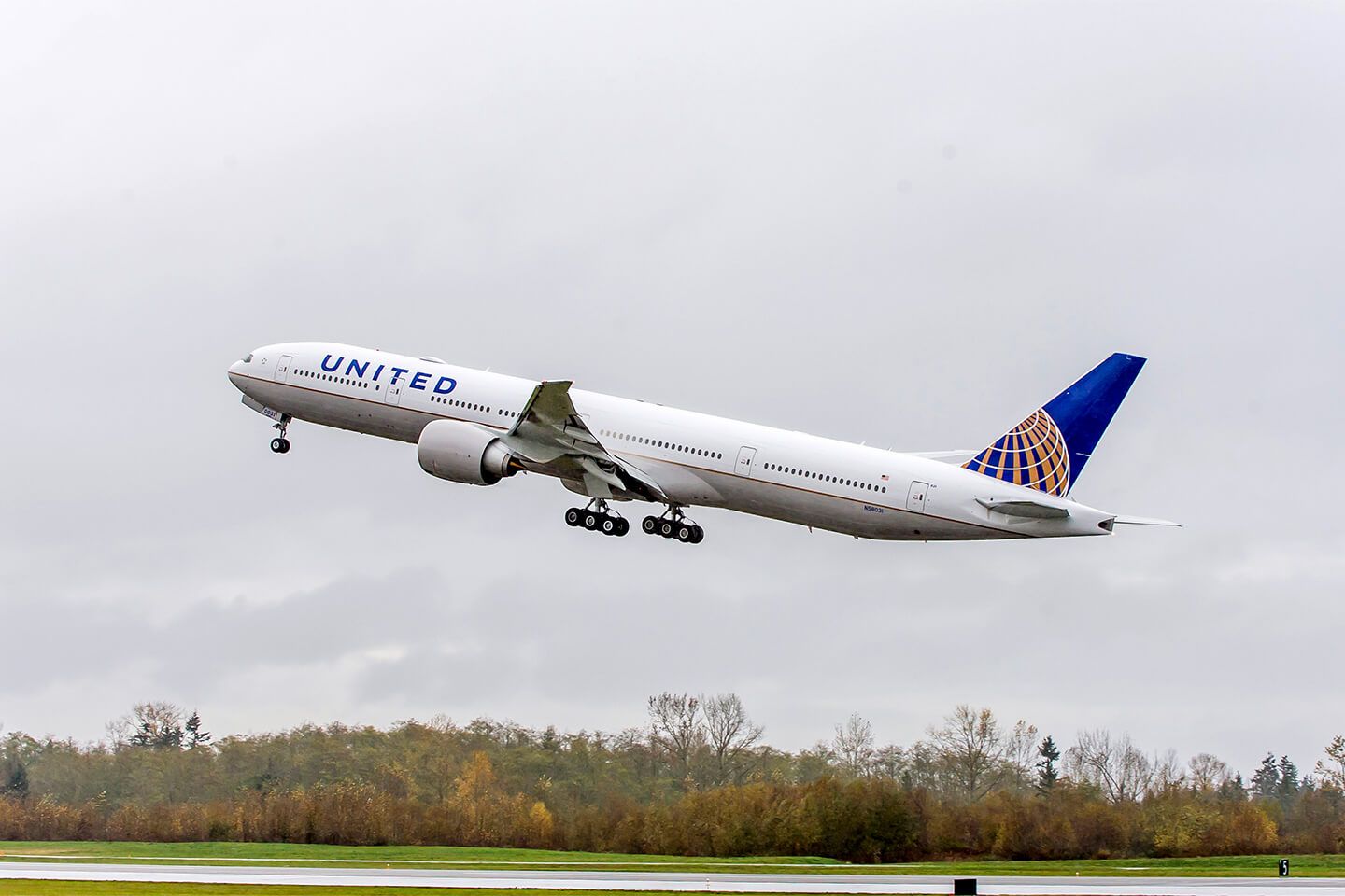 ユナイテッド・ポラリスの「B777-300ER」