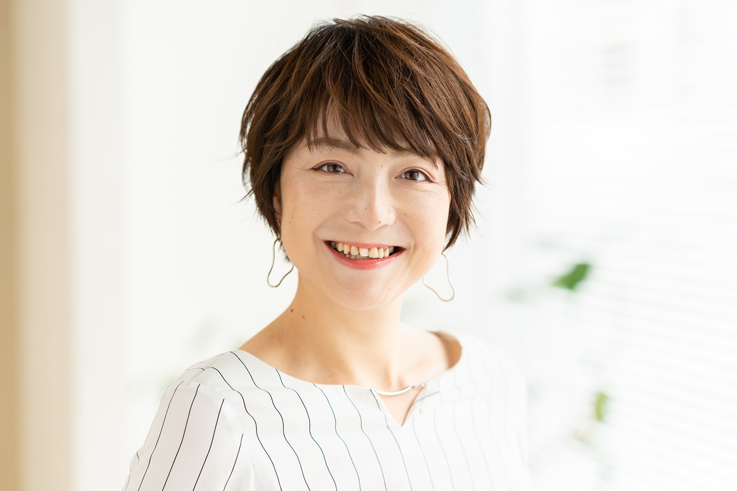 パーマで作った毛流れと束っぽい質感でツヤっぽさもアップ!