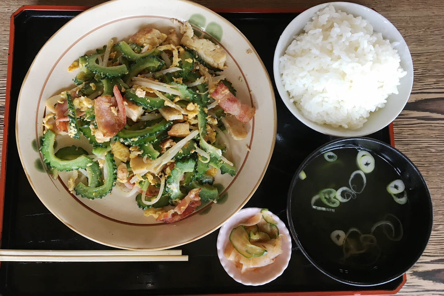 沖縄の大衆食堂のトリビア