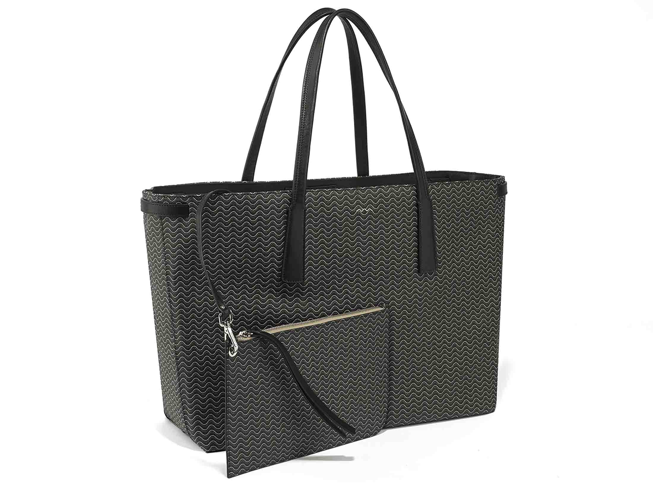 【W39×H30×D15.5cm】バッグ¥83,000(アマン〈ザネラート〉)