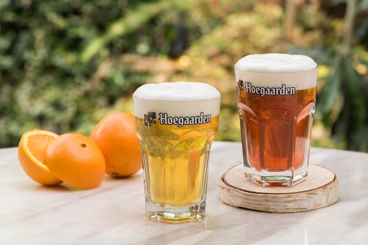 ヒューガルデンの生ビール2種。柑橘系のスッキリしたのどごしと、香りをおたのしみあれ。