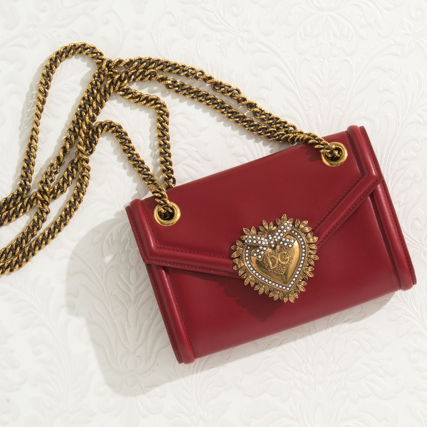 ウォレットチェーンバッグ「DEVOTION BAG(ディヴォーション バッグ)」【縦11.5×横17.5×マチ3cm】¥125,000(税抜)
