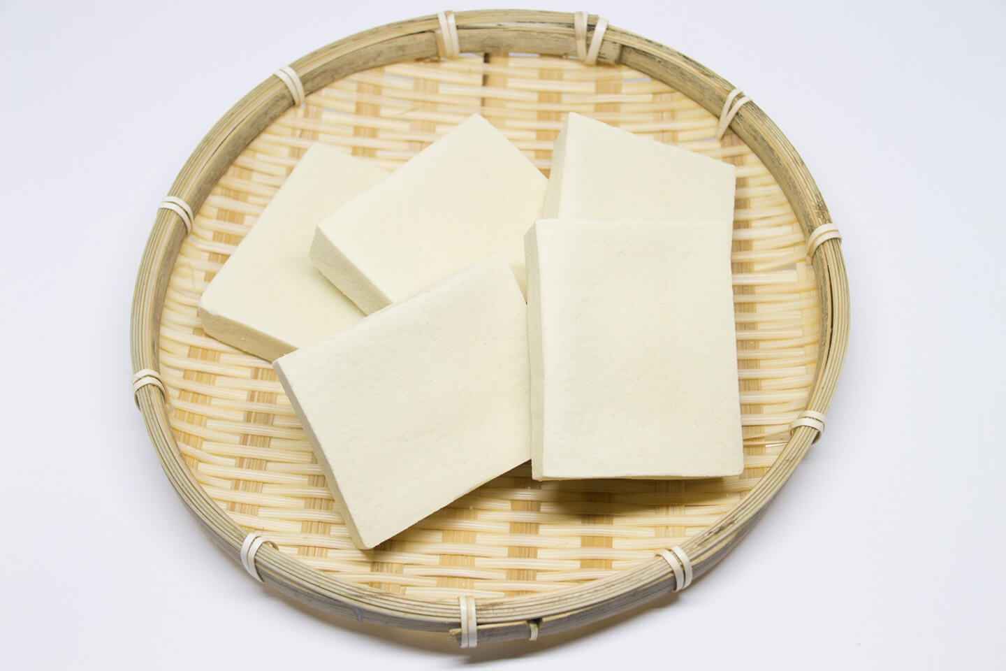 ■ハリ肌に導く高野豆腐