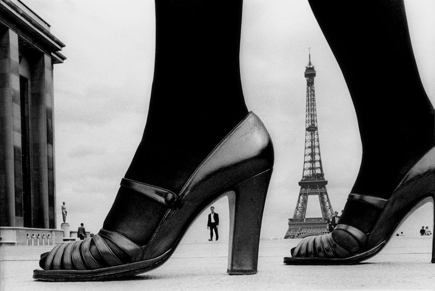 For 「STERN」, shoes and Eiffel Tower, 1974, Paris, France
© Frank Horva
