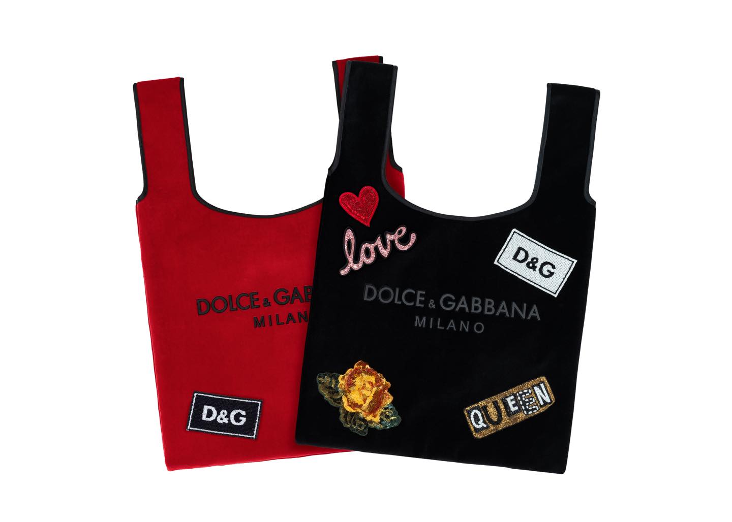 ©DOLCE&GABBANA 「マーケット バッグ 」各¥55,000・パッチ ¥8,100〜(税抜)※ベロア地は、レッド、ブラック、ブルー、ピンクの4色展開