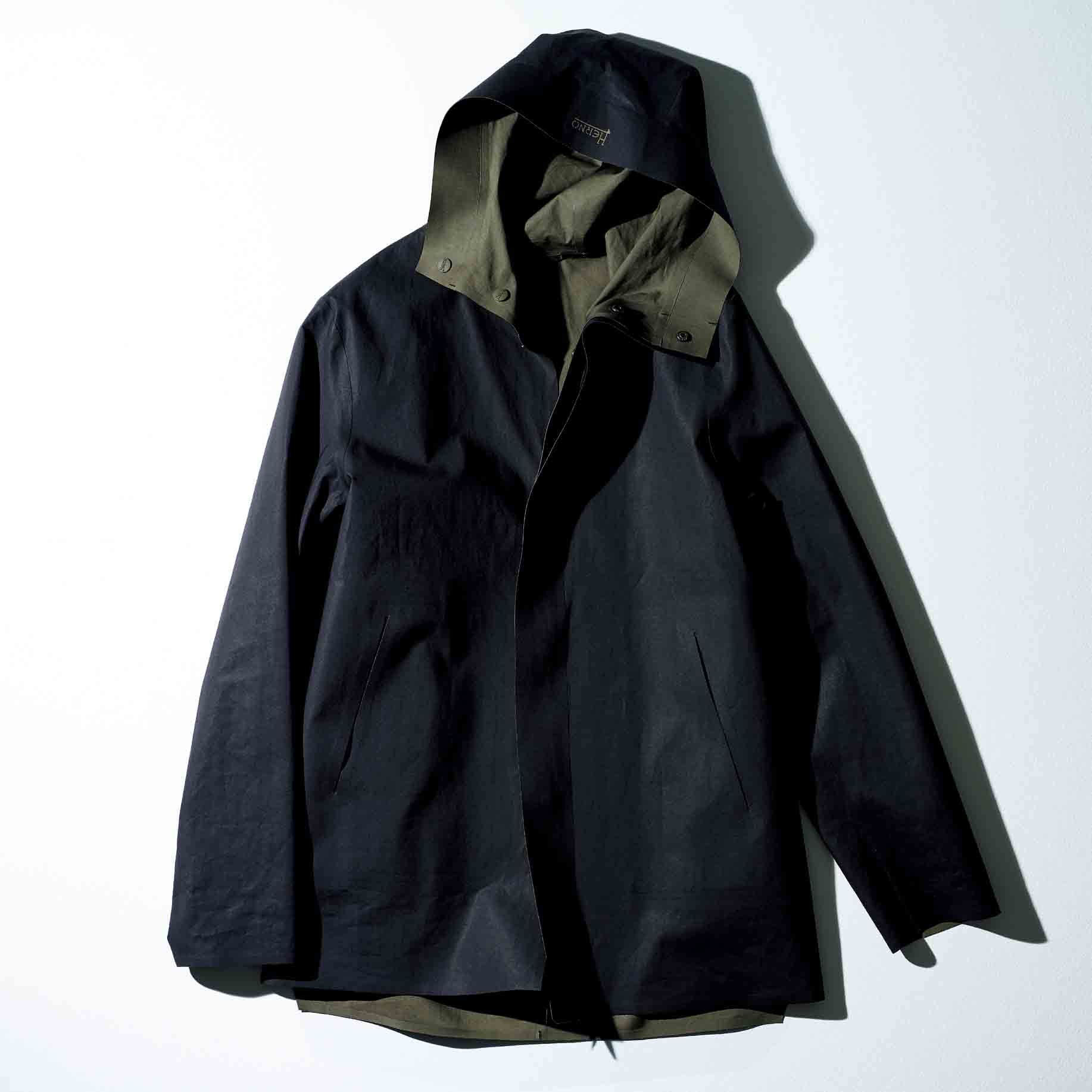 コート¥108,000(ヘルノ•ジャパン)