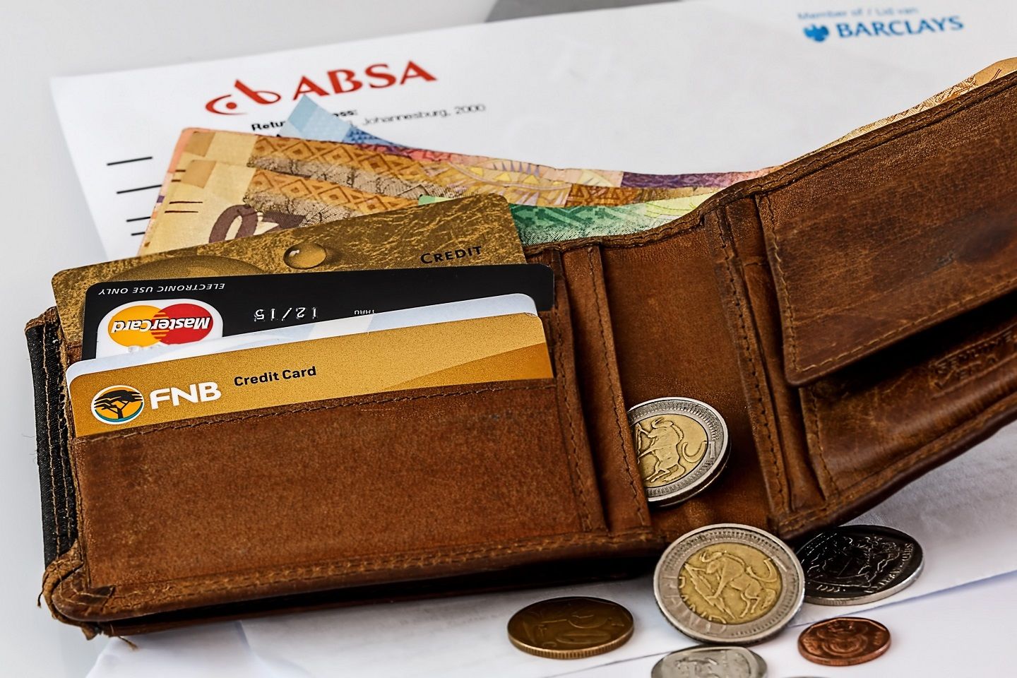 旅行中になるべく金銭の貸し借りは避けたい