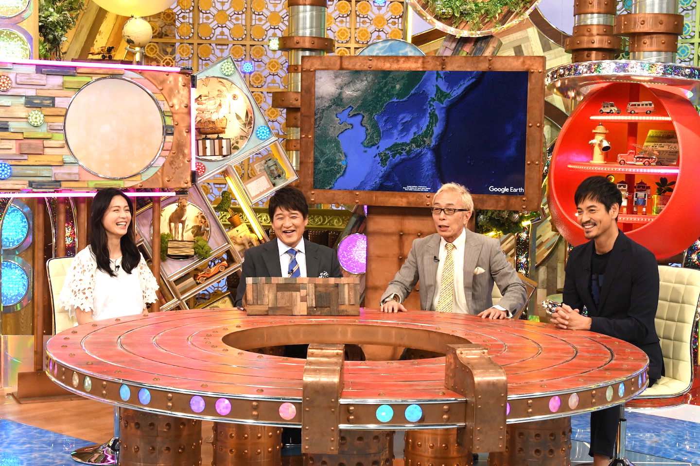 左から:本仮屋ユイカさん、林修さん、所ジョージさん、沢村一樹さん ©ABCテレビ