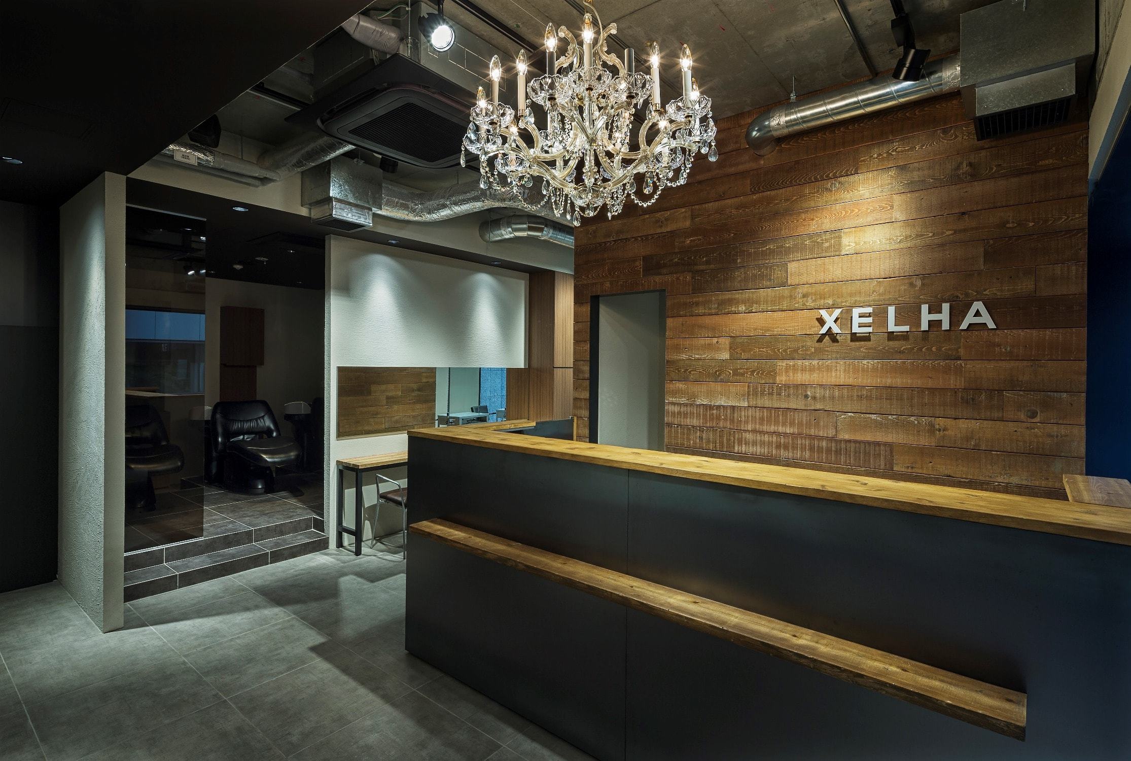 マヤ語で水の集まる場所という意味の「XELHA」。カットデザインに力を入れているAFLOATグループの別ブランド
