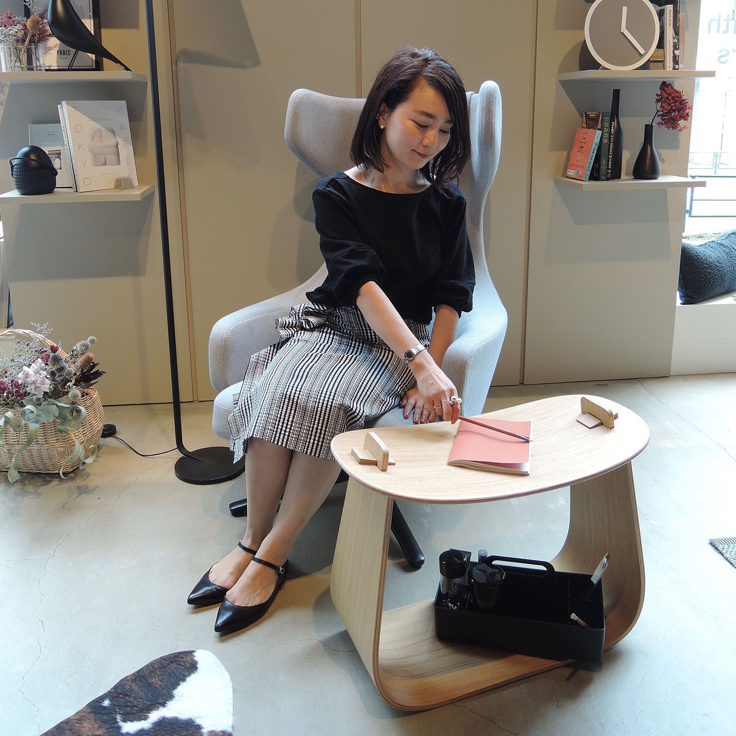 下段にはvitra社のtoolboxを使っています。
