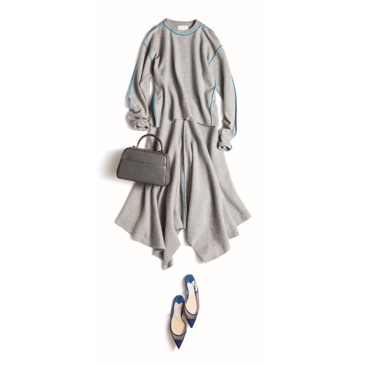 ニット・スカート(マックスマーラ ジャパン〈スポーツマックス〉)、バッグ(ヴァレクストラ・ジャパン)、靴(JIMMY CHOO) 撮影/佐藤 彩 BY:『Precious9月号』小学館、2019年