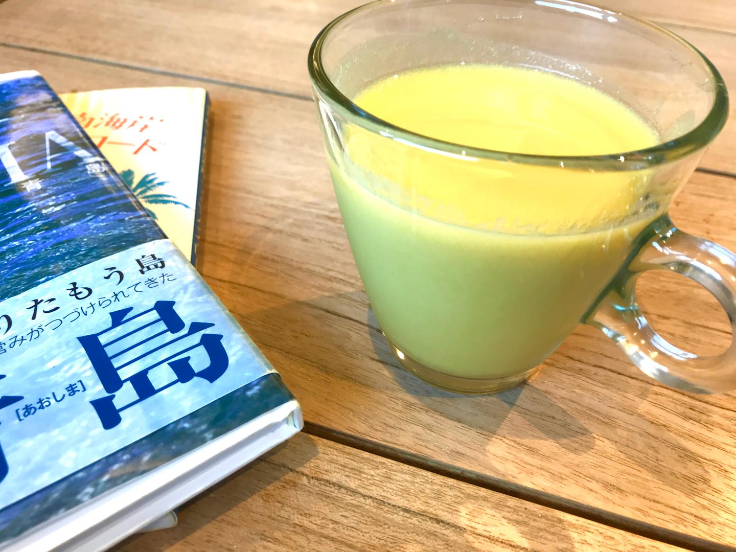 宮崎県産の季節の野菜を使ったスープ。こちらはゴールドラッシュというトウモロコシと塩だけでつくられた冷製スープ。甘みの強い濃厚な味わい。