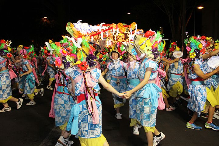 跳人としてお祭りに参加することも!