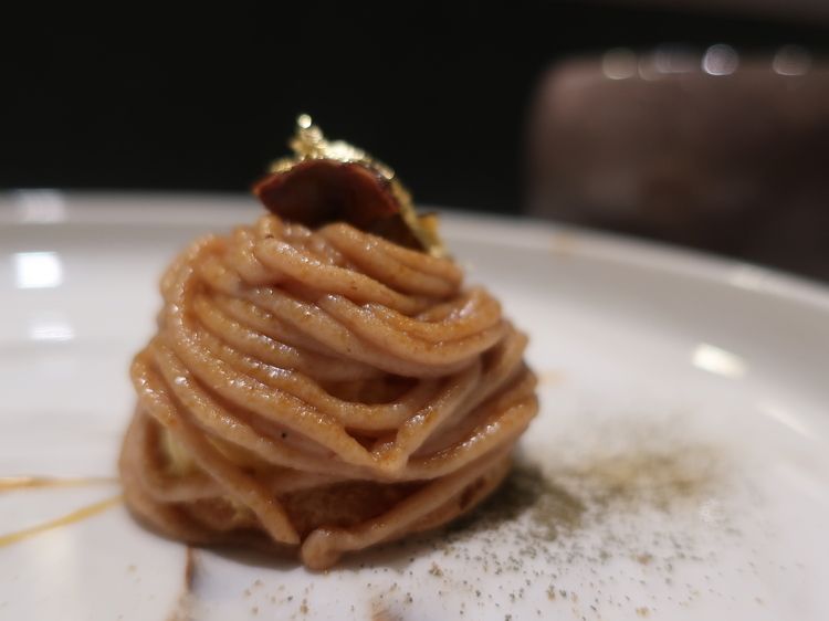 最後の一品には『モンブラン』。最後まで美味しくて至福のひととき