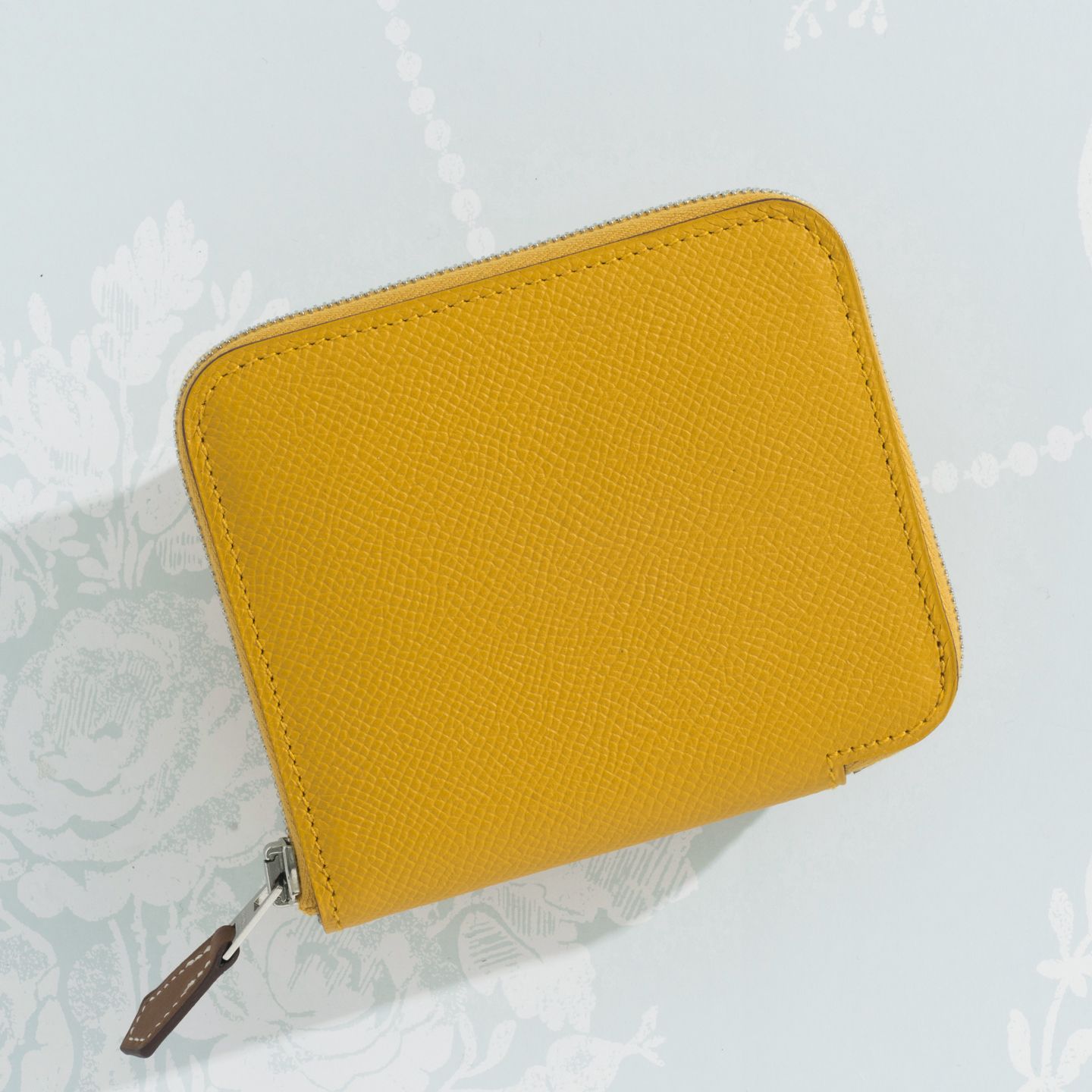 【3】エルメスの二つ折り財布